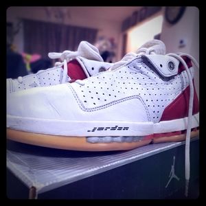 Air Jordan xvi 16 low